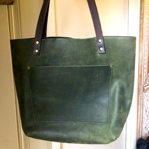 Portland Leather Medium Tote Green